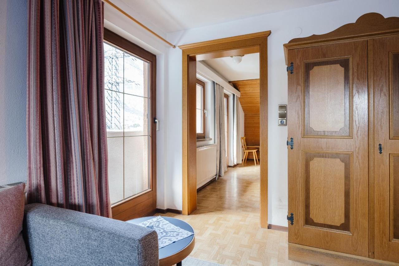 Hotel Andrea Цамс Экстерьер фото