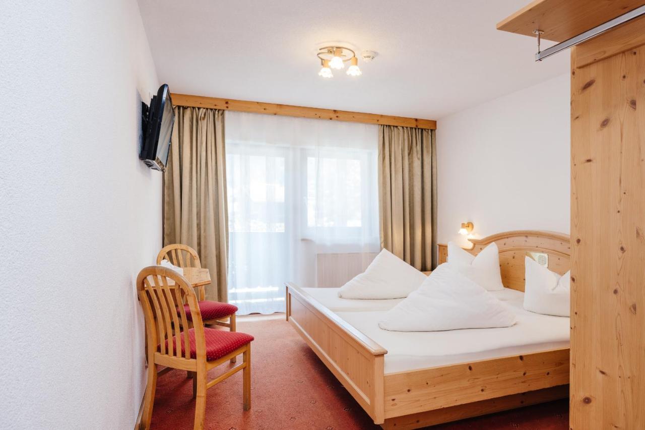 Hotel Andrea Цамс Экстерьер фото
